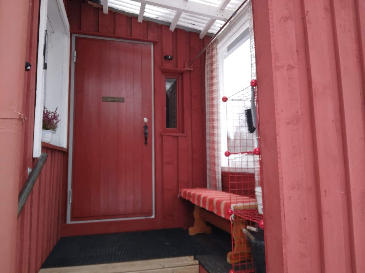 Mummonmökki & Pihasauna Mukavuuksilla 4