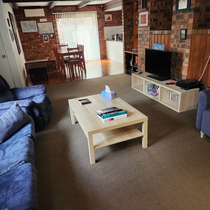 Lugarno Lodge Garden Apartment - Sydney