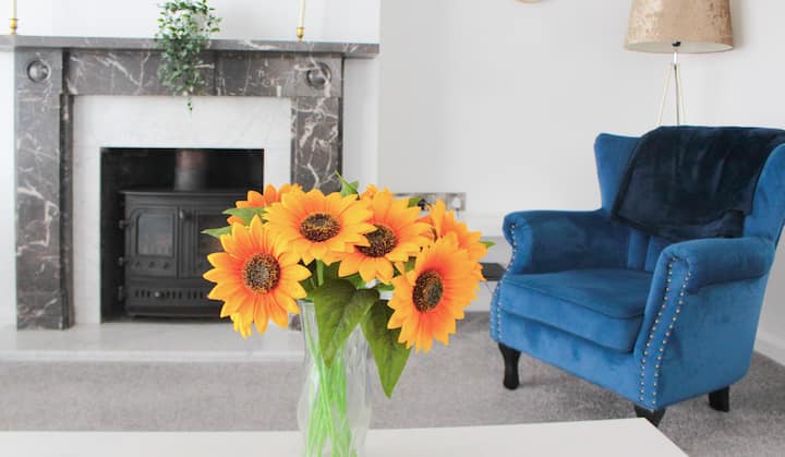 Large Flat- Central, Garden View Balcony, Parking - Paignton