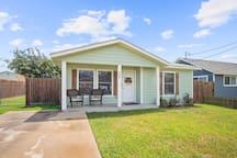 Byer Bayhouse