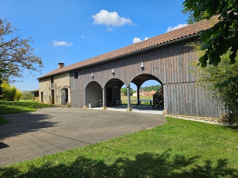 Renovated barn between Lot and Dordogne