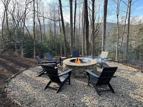 Top Airbnb: Private, Modern Home – Minutes to Brevard & Trails in Mills River