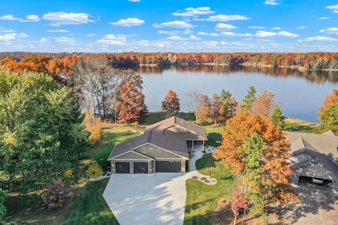 Fore Pier Pleasure lake and golf home welcomes you