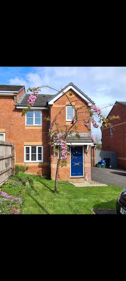 Quiet 3 Bed Property in Somerset, close to Bath