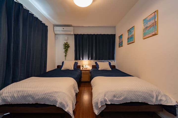 閑静な新宿エリア/新宿7分/4Bed room/最寄駅から徒歩2分/駐車場付/高速Wi-Fi gallery image 4