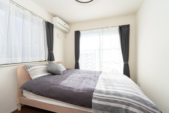 閑静な新宿エリア/新宿7分/4Bed room/最寄駅から徒歩2分/駐車場付/高速Wi-Fi gallery image 5