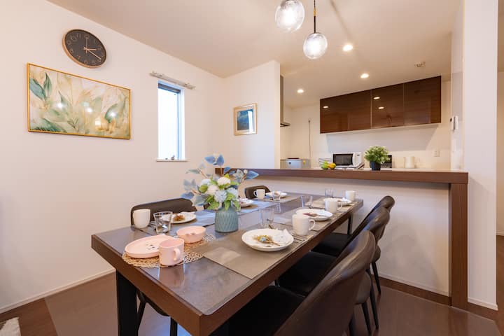 閑静な新宿エリア/新宿7分/4bed Room/最寄駅から徒歩2分/駐車場付/高速wi-fi - Harajuku