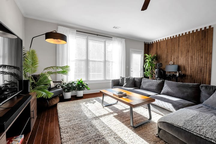 Atl Brownstone 20-min Walk To World Cup Stadium! - Atlanta, GA