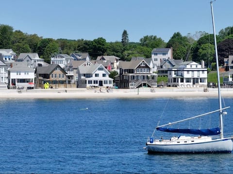 PRIVATE BEACH: A SLICE OF HEAVEN @ NIANTIC