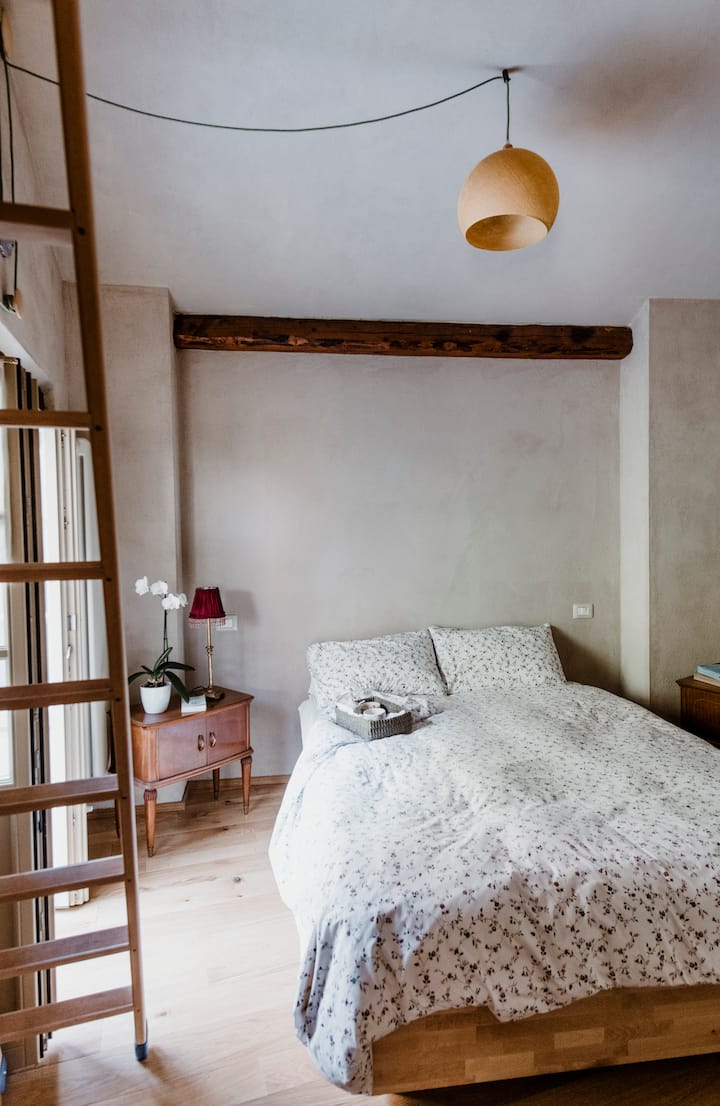 Roero House - Steps From Alfieri Castle - Alba, CN, Italy