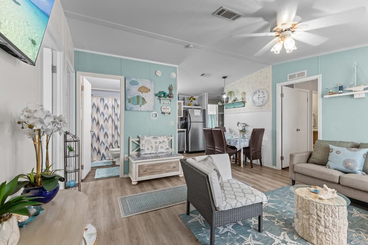 3br Near Disney  Sleeps 6  Pool  Free Parking - Florida