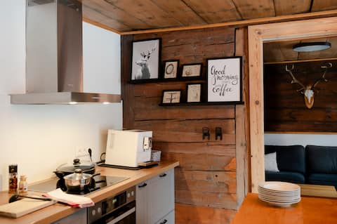 Cozy sunny chalet on the Arlberg