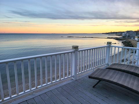PRIVATE BEACH: BEACHFRONTS & BALCONIES @ NIANTIC