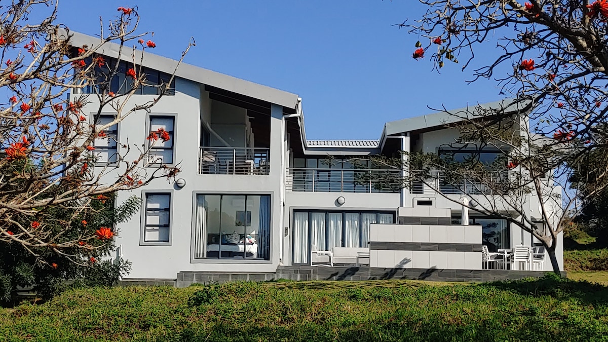 "THE" Ridge House — 317 Nkwazi Ridge Estate, Zinkwazi Beach