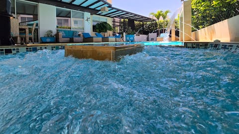 Beautiful House with Private Pool