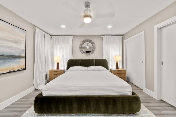 Preston Hollow Retreat gallery image 2