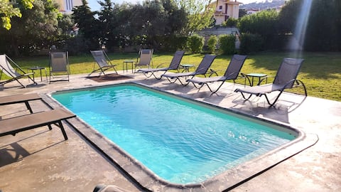 Вилла - мини комплекс LAGONISSI RESIDENCE