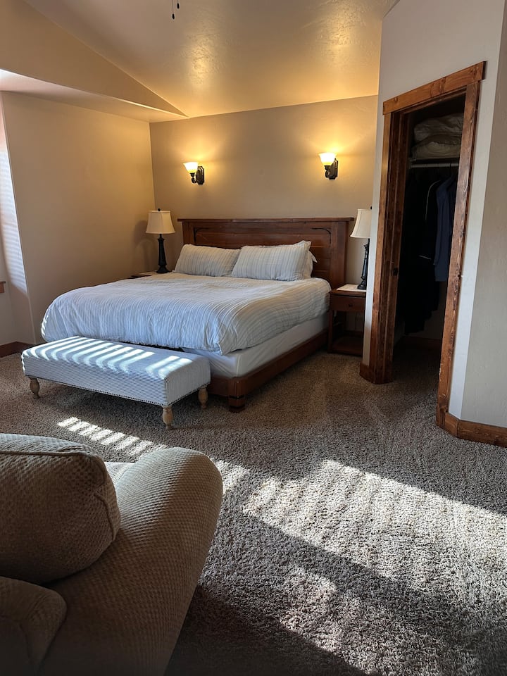 غرفة النوم 1