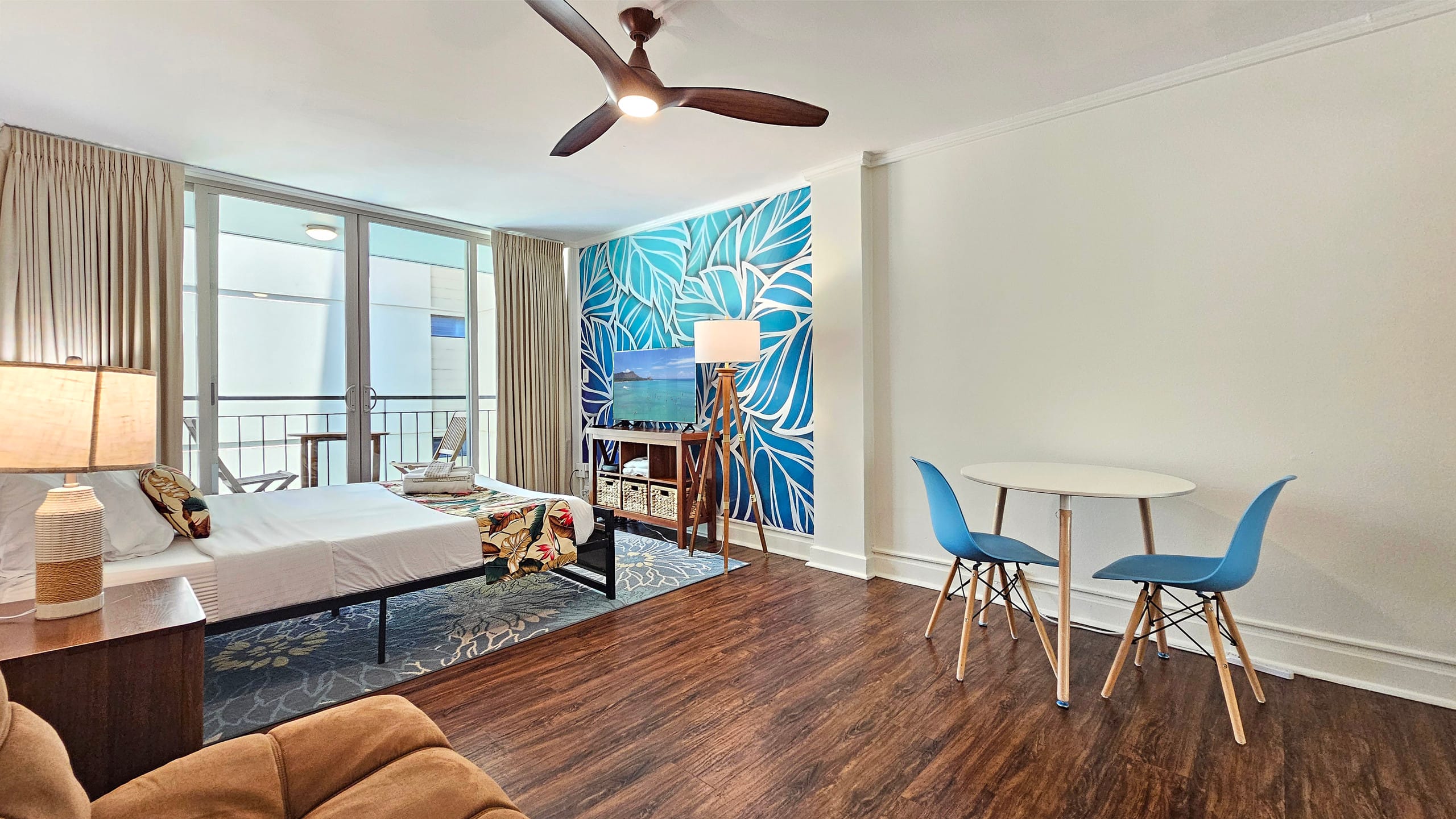 2413 401 Central Waikiki Living for Remote Workers - Image 4