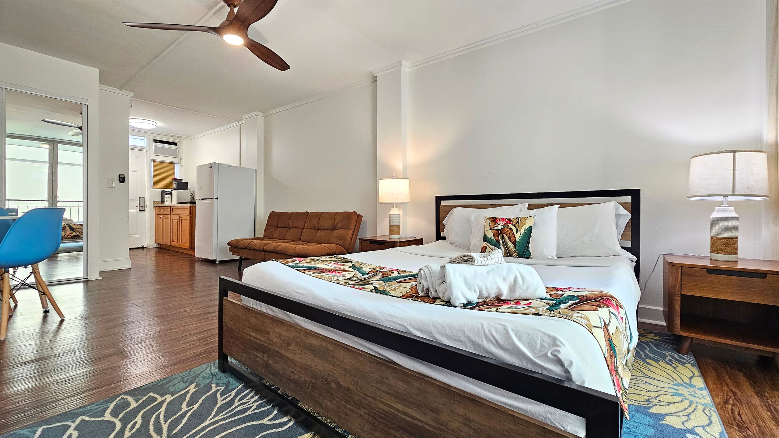2413 401 Central Waikiki Living for Remote Workers - Image 3