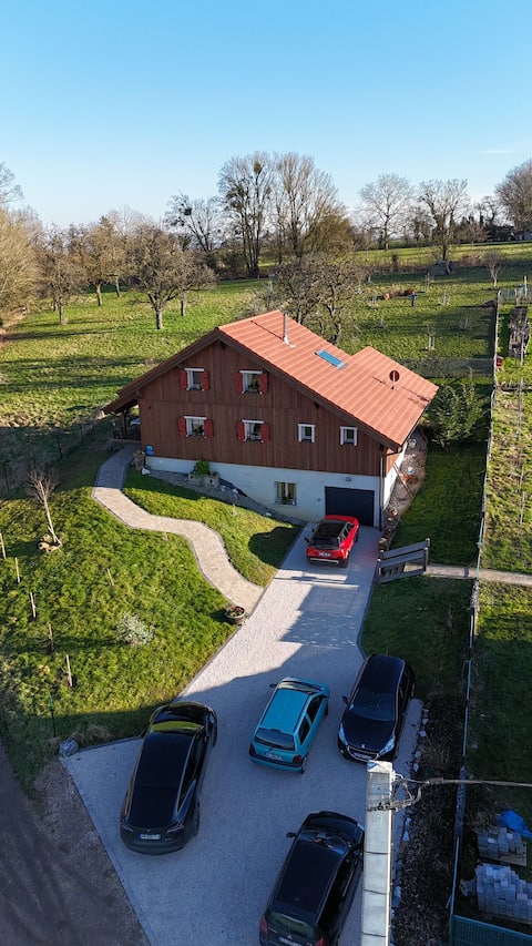 Beautiful cottage in nature with hot tub