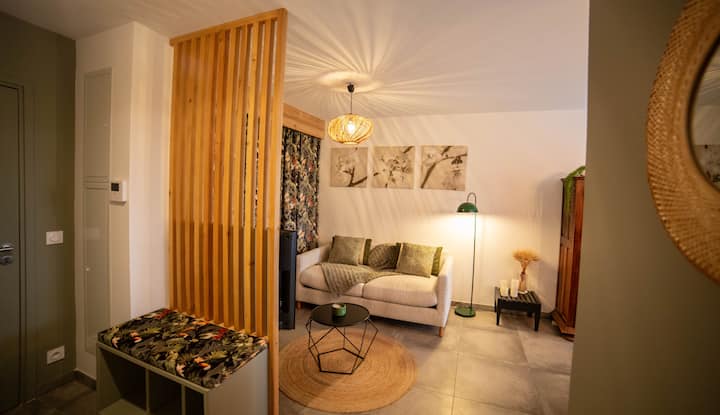 Au Cœur Du Village Avec Garage à 300 M De La Plage - Sévrier
