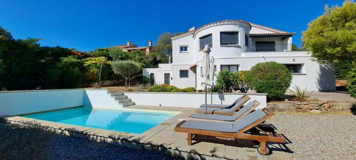 Villa De Charme à 200m Du Littoral, Vues Mer - Fréjus