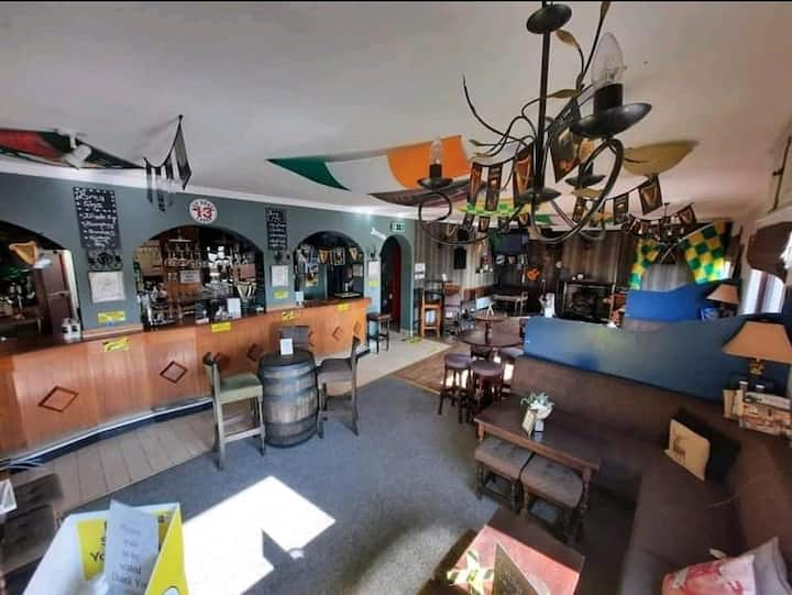 The Cyclist Rest Bar And Lounge - Buncrana