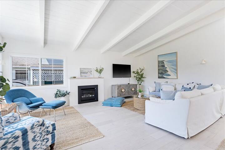 Walk to Capitola- Hot tub gallery image 3