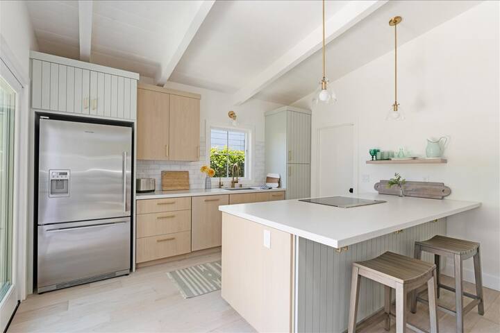 Walk to Capitola- Hot tub gallery image 2