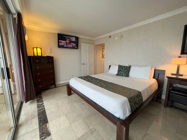 Rare find, actual 3 bdrm/2 bath with Ocean View gallery image 3