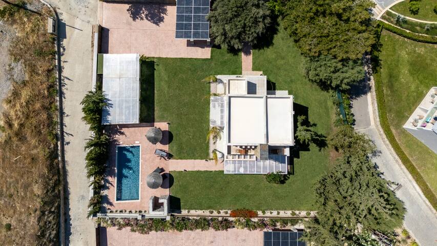 Heliophos Villa Amalthia gallery image 3