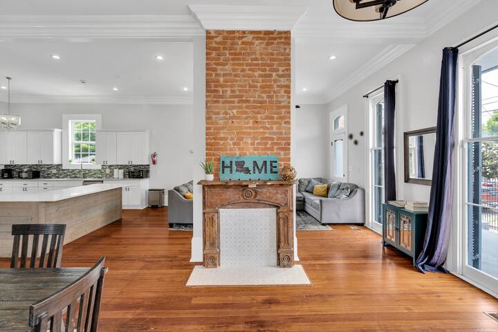 Modern Historic Home near French Quarter gallery image 3