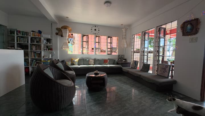 Beachfront Stay · Freedive Inn #1 · Sea View - Puerto Galera