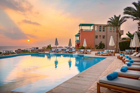 Outstanding Red Sea View Azzurra One bedroom