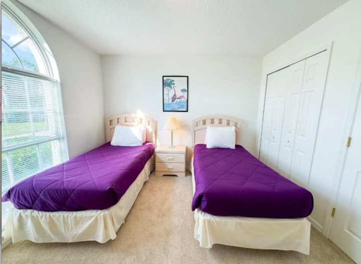 Elegant twin bedroom.