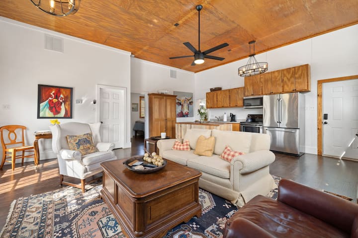Hunt Country Cottage - Middleburg, VA