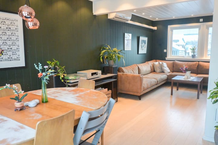 Naturnært rekkehus – idyll for familie/friluftsliv