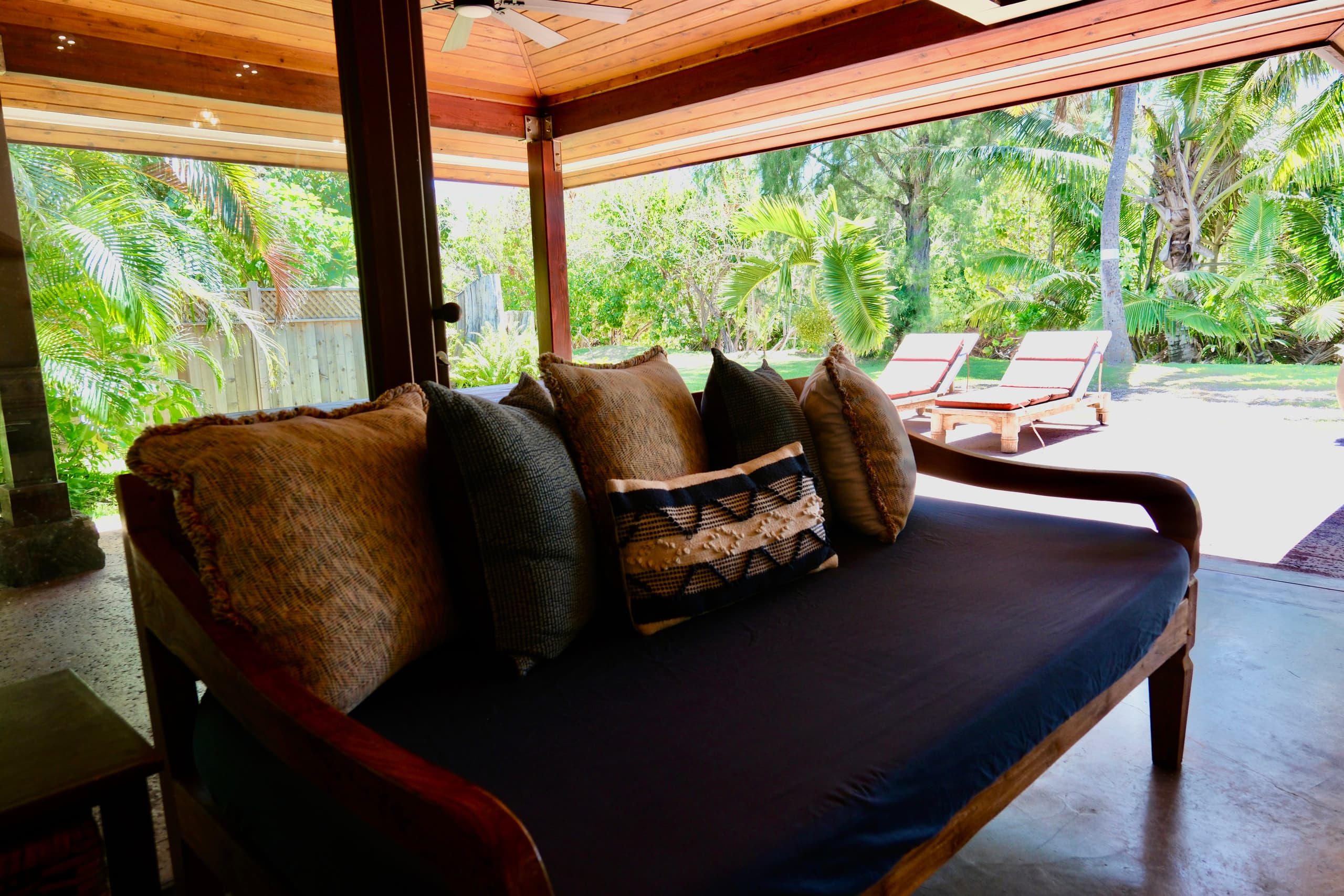 Oceanfront Cottage - 100 Foot Wave Getaways - Photo 32