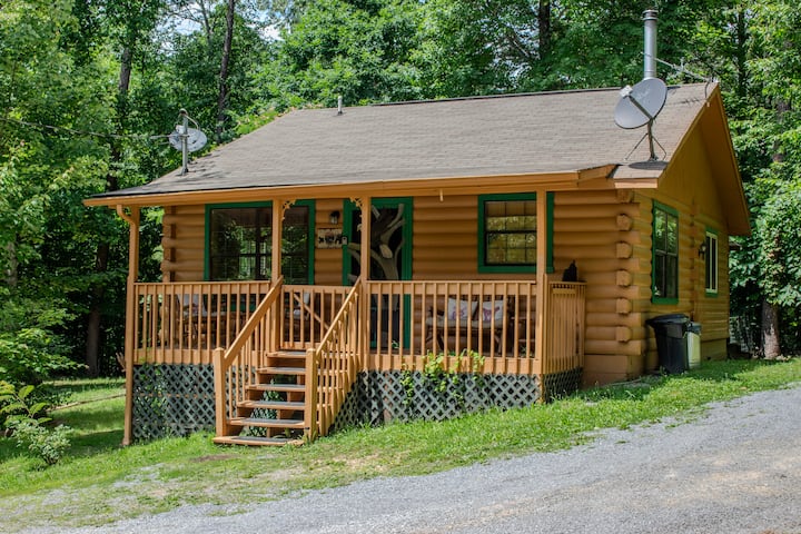 Josie's - Hot Tub - 14 Mi To Dollywood - Fire Pit - Douglas Lake, TN