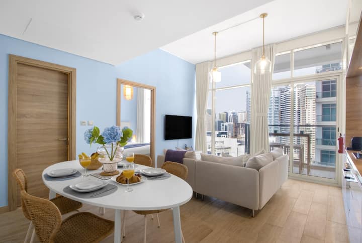 Contemporary 2 Bed 2 Bath Nr Beach W Marina Views - 迪拜碼頭