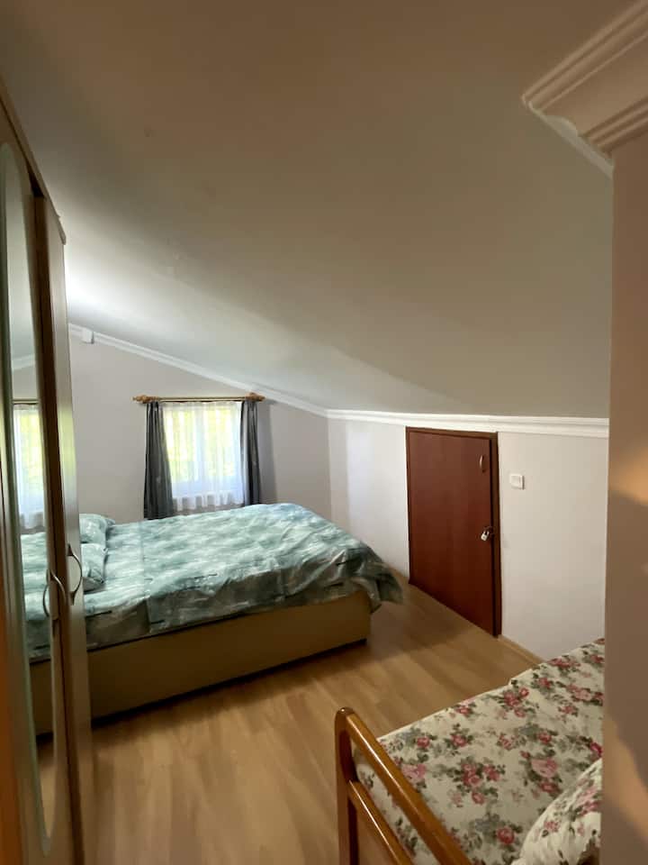 غرفة النوم 2