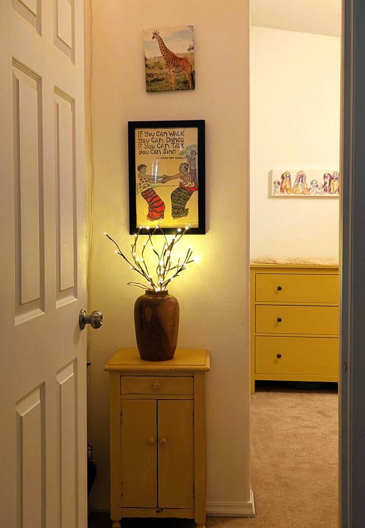 Entrada a la habitación king/litera.
