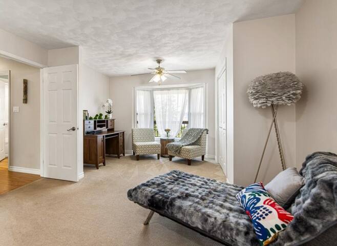 FAMILY Fundy’s Lost Lobster House Water-views gallery image 5