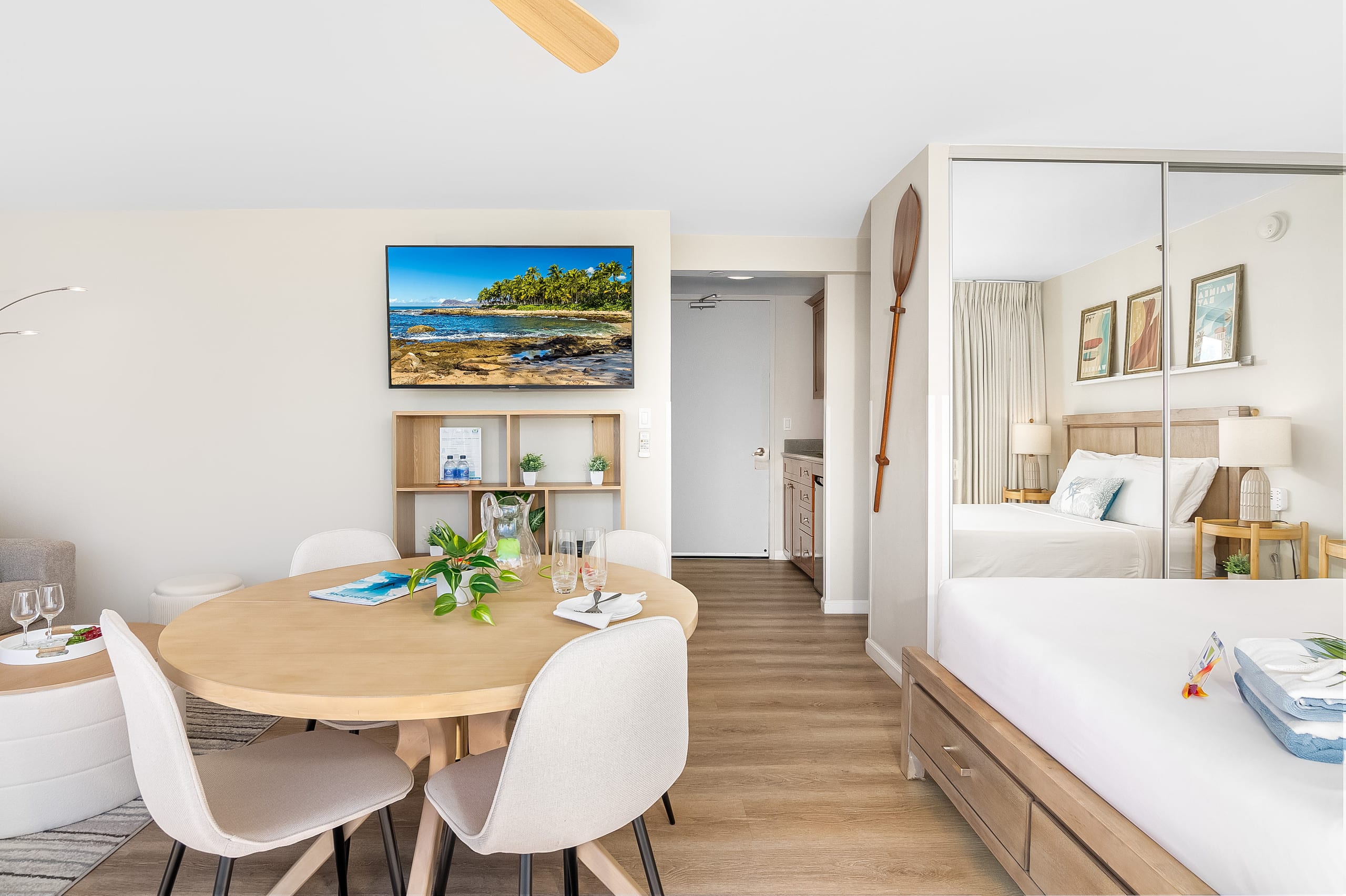 Condo in Honolulu · ★4.77 · Studio · 2 beds · 1 private bath - Image 31