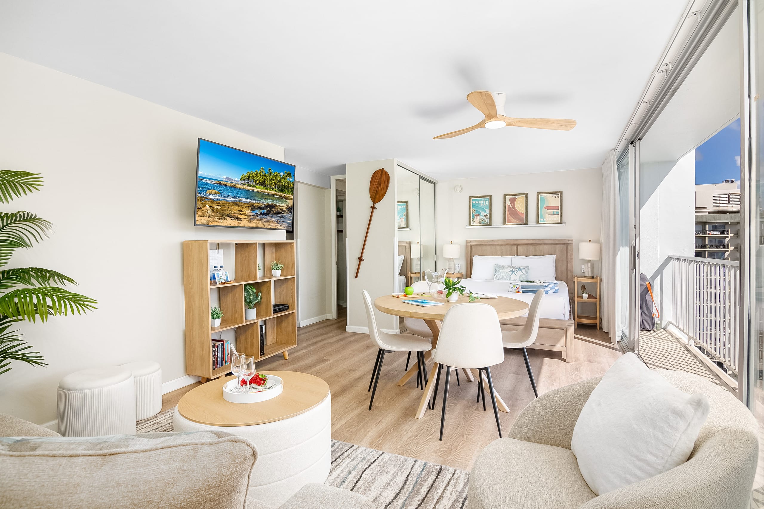 Condo in Honolulu · ★4.77 · Studio · 2 beds · 1 private bath - Image 8