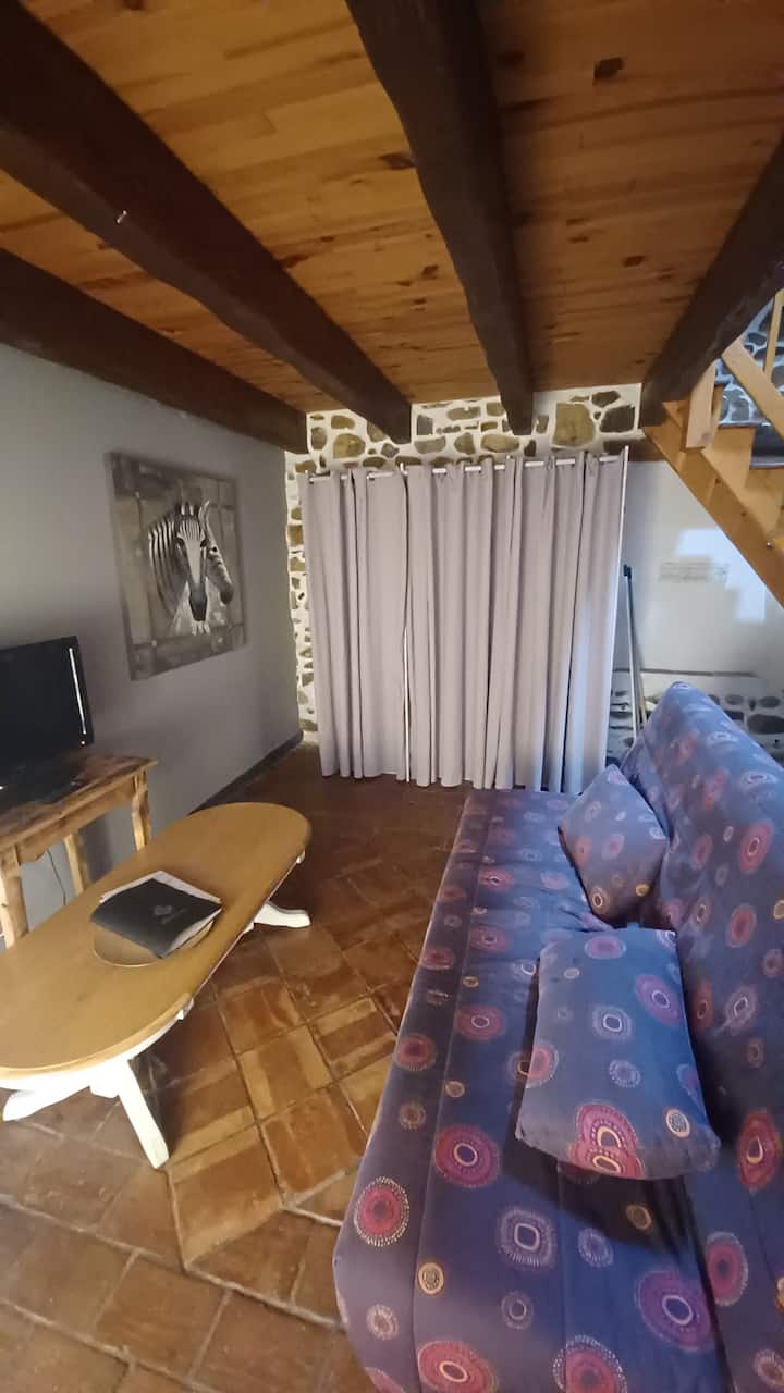 Gite Bambou Avec Pierres Apparentes 
1 à 5 Pers. - Ruoms