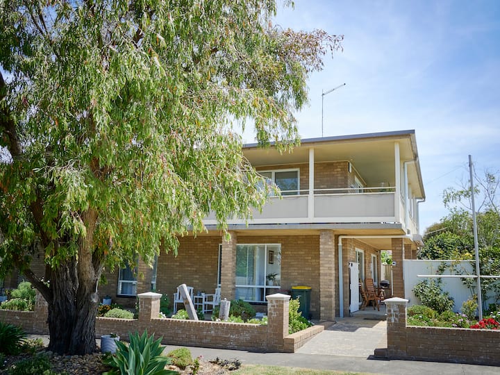 Arlingtons - The Coastal Studio - Portarlington