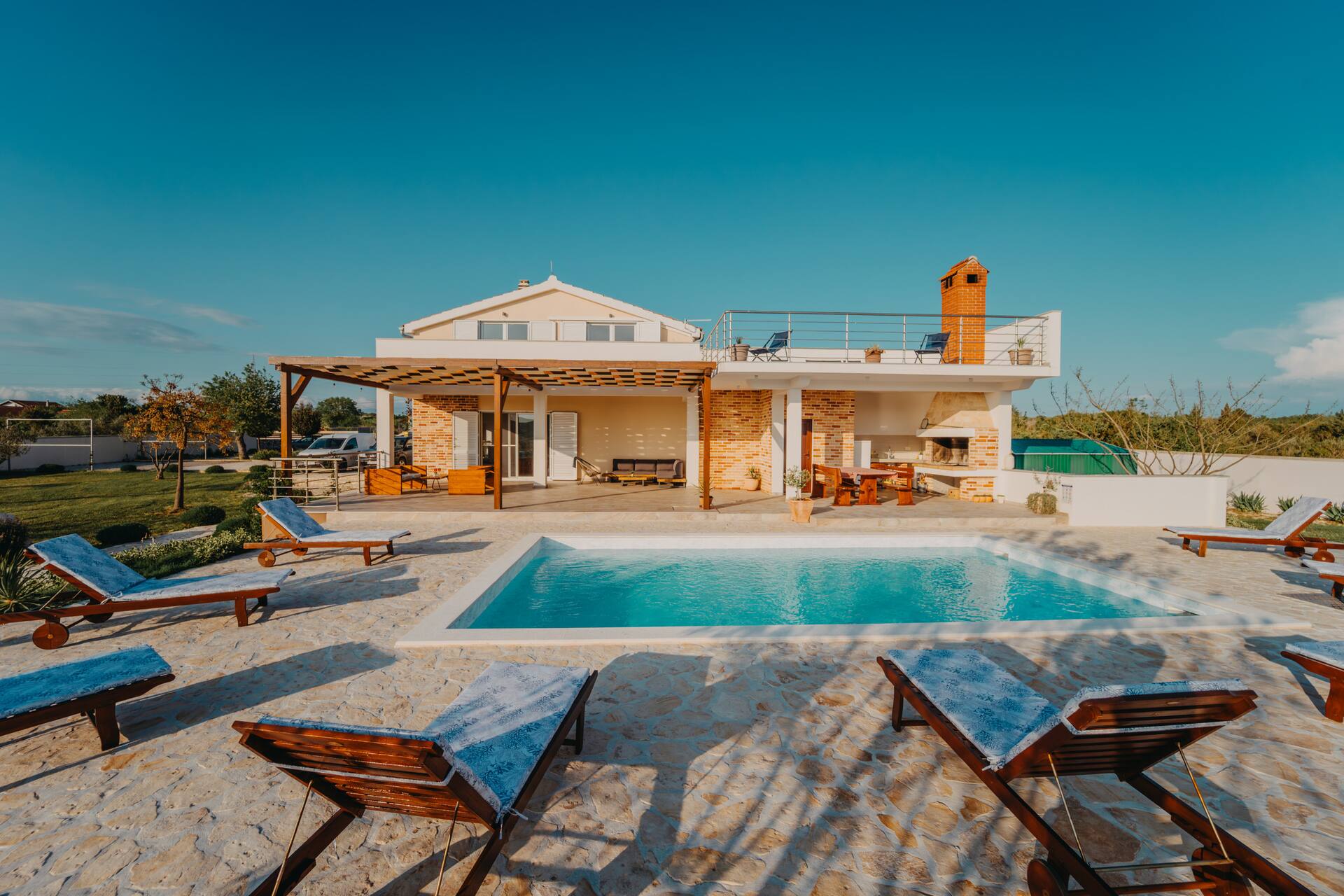Villa Iva. Stunning house with heated pool! — photo 2