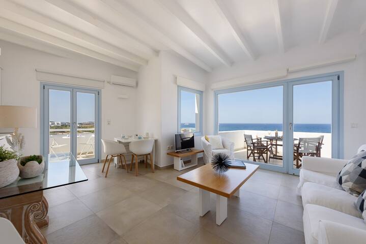 “On the Blue” Seaside house with Private pool gallery image 5